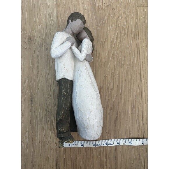 Willow Tree Promise Sculpted Hand-Painted Figurine by Susan Lordi - 26121 - Picture 8 of 9